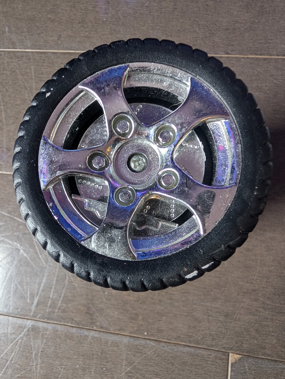 Black Stacked Tire Thermos With Chrome Rims